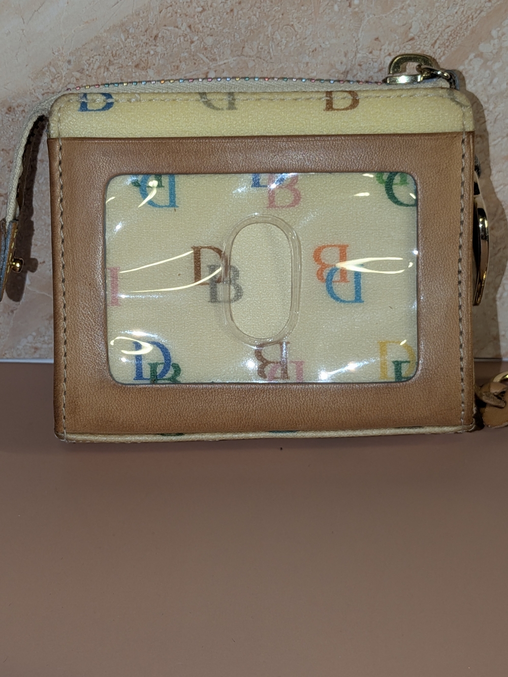 LOW START Dooney & Bourke Rainbow Logo Zip Wallet - Picture 2 of 3
